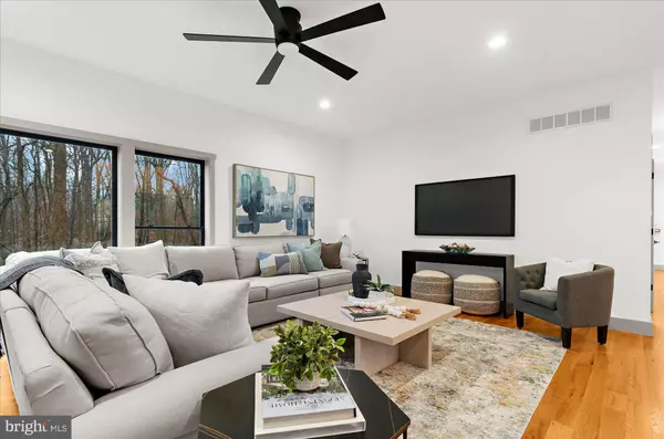 Media, PA 19063,8 CHIPMUNK LN