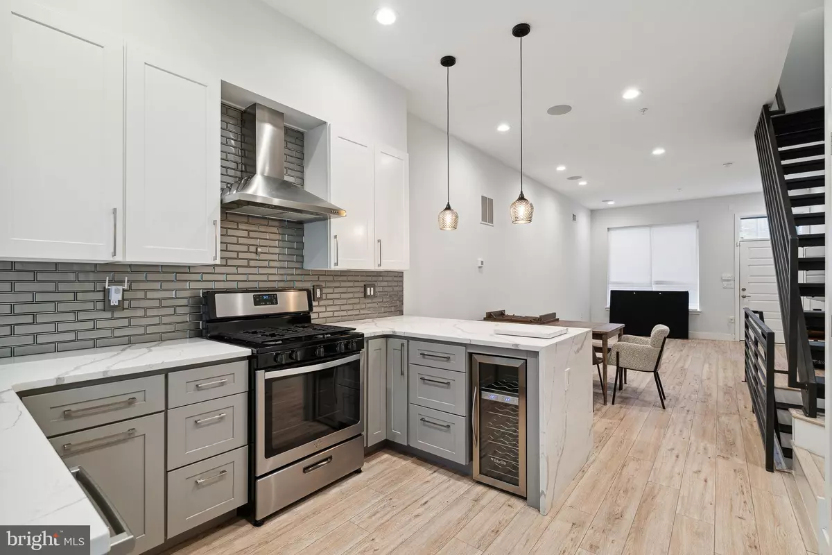 Philadelphia, PA 19121,1448 N MYRTLEWOOD ST