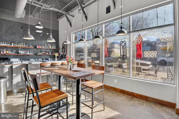 Rockville, MD 20850,9736 TRAVILLE GATEWAY DR