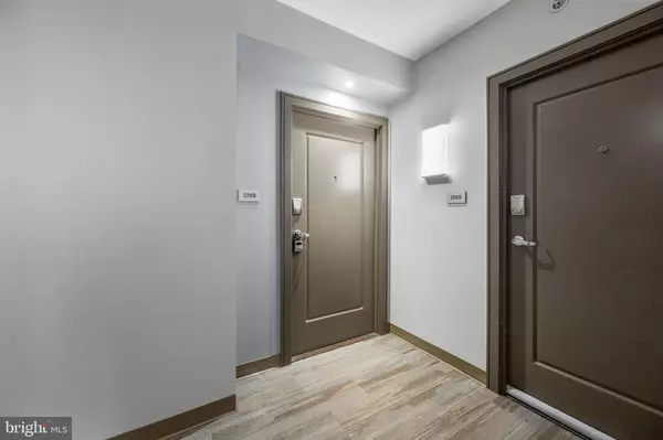 Washington, DC 20024,355 I ST SW #226