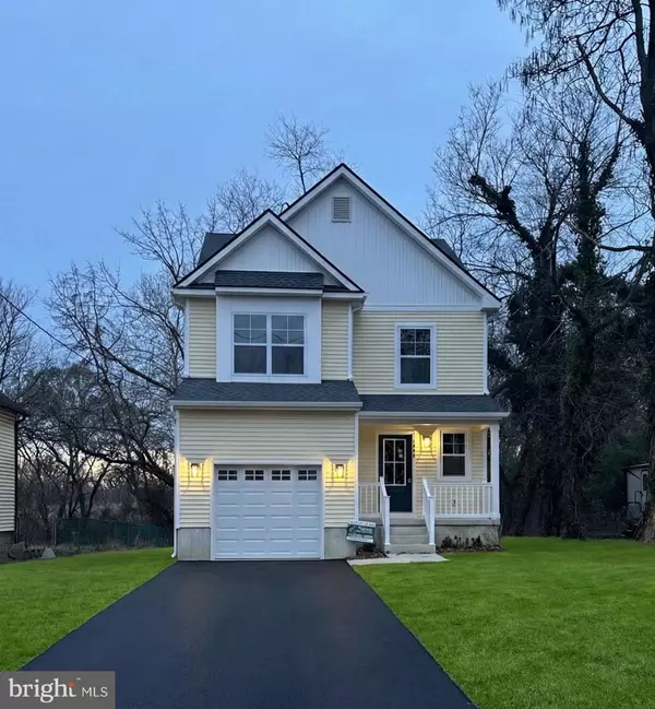 1676 MILLER AVE, West Deptford, NJ 08086