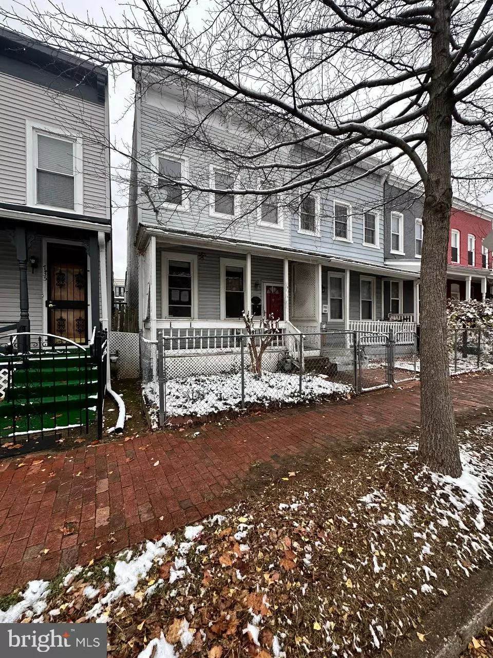 Washington, DC 20010,733 MORTON ST NW