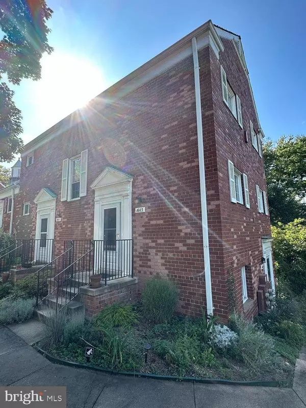 Alexandria, VA 22302,1603 FITZGERALD LN