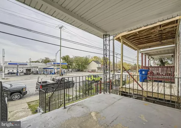 Baltimore, MD 21225,905 E PATAPSCO AVE