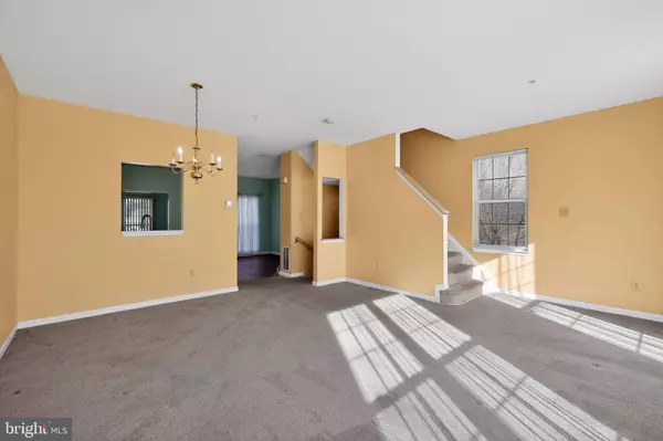 Upper Marlboro, MD 20772,8401 OLD COLONY DR S