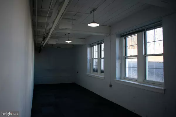 Phoenixville, PA 19460,710 WHEATLAND ST #103