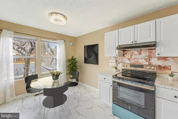 Stafford, VA 22554,607 KNOLLWOOD CT