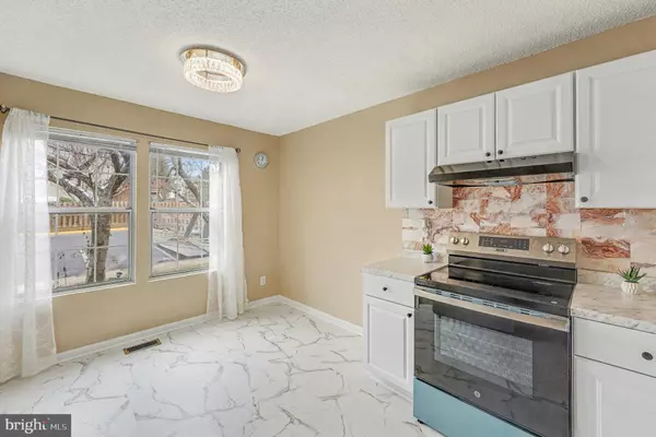 Stafford, VA 22554,607 KNOLLWOOD CT