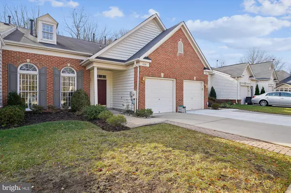 Edgewater, MD 21037,328 COLONY POINT PL