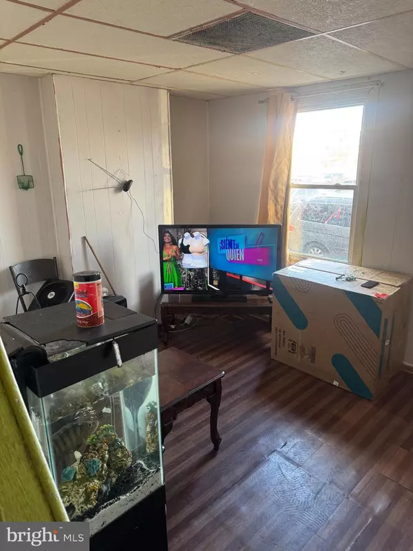 Philadelphia, PA 19133,2808 N LEITHGOW ST