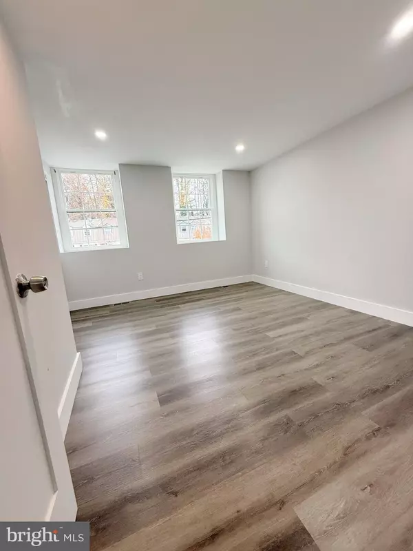 Hyattsville, MD 20785,1805 VILLAGE GREEN DR