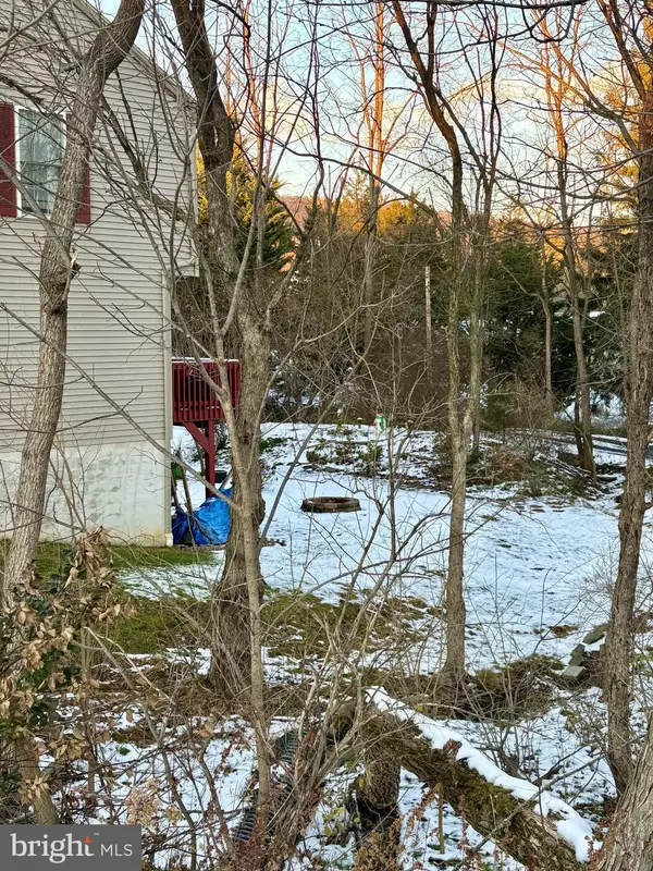 Enola, PA 17025,54 WOODMYRE LN