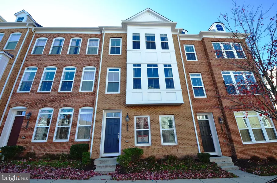 3053 WATERLOO LN, Fairfax, VA 22031