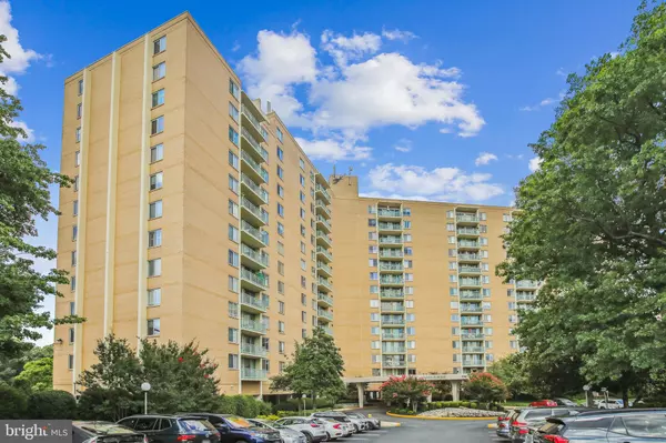 Alexandria, VA 22314,501 SLATERS LN #413