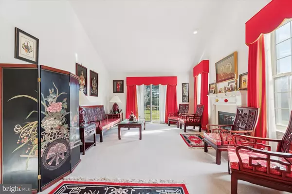 Doylestown, PA 18902,3821 NANLYN FARM CIR