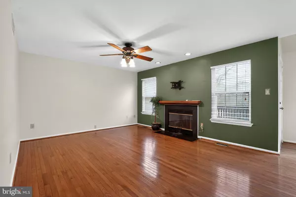 Mount Laurel, NJ 08054,18 LANGCLIFFE CT