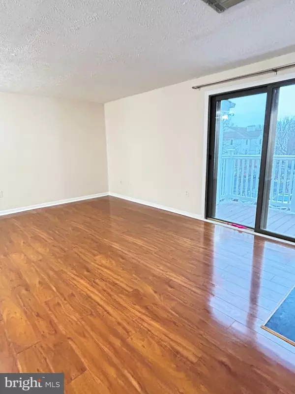 Frederick, MD 21701,803-J STRATFORD WAY #1100J