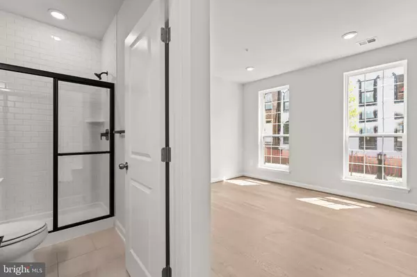 Oxon Hill, MD 20745,623 TRIMARAN WAY