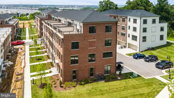 Oxon Hill, MD 20745,623 TRIMARAN WAY