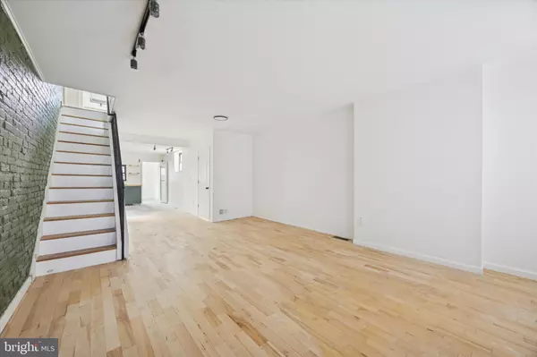 Philadelphia, PA 19146,1253 S 32ND ST