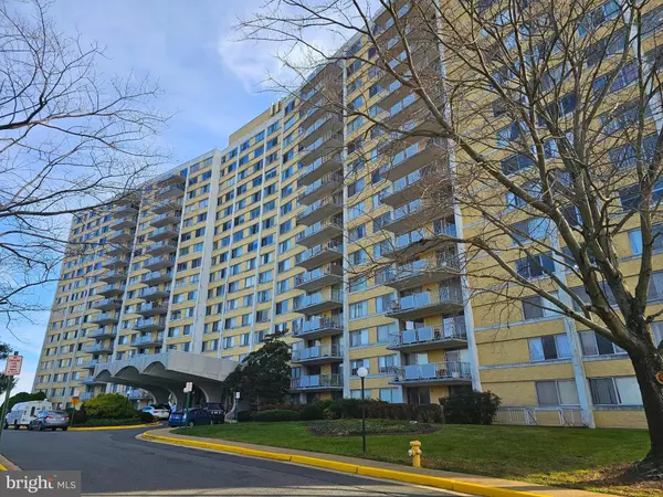 301 N BEAUREGARD ST N #1210, Alexandria, VA 22312