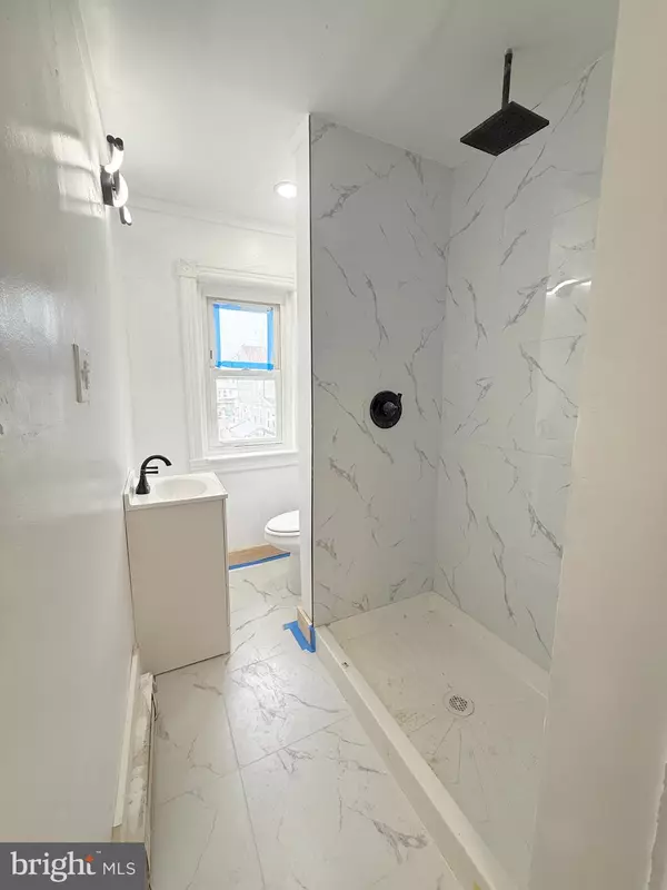 Trenton, NJ 08610,1718 S BROAD ST