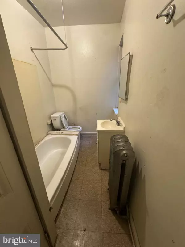 Philadelphia, PA 19151,6215 CALLOWHILL ST