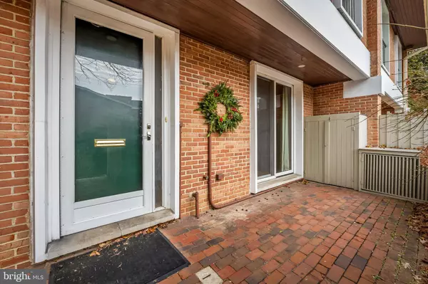 Baltimore, MD 21210,38 BOUTON GREEN CT