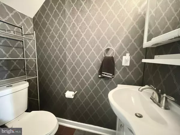 Woodbridge, VA 22193,14069 MADRIGAL DR