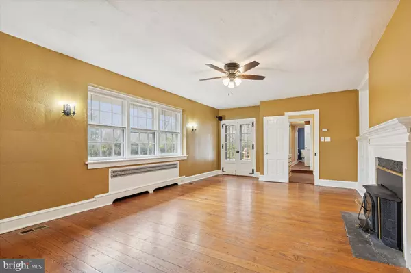 Cheltenham, PA 19012,134 YEW RD