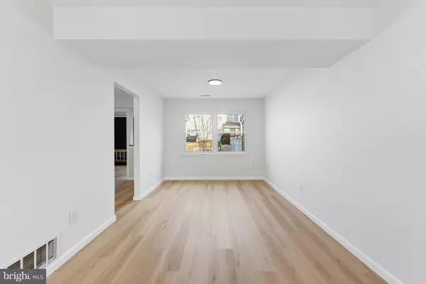 Mount Laurel, NJ 08054,143 BANWELL LN