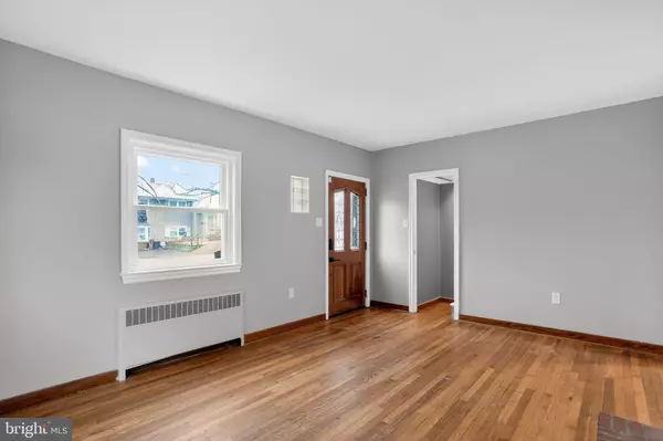 Gloucester City, NJ 08030,913 MORRIS ST