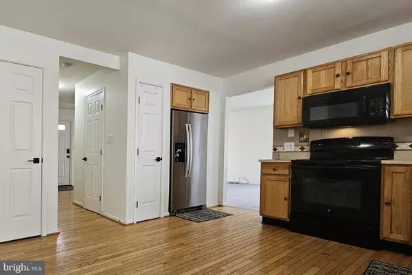 Coatesville, PA 19320,308 FLAGSTONE CIR