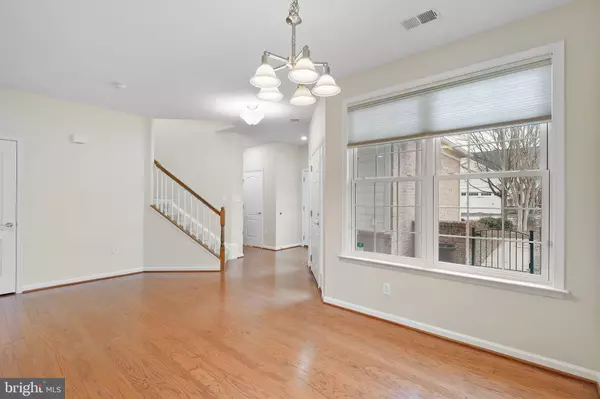 Ashburn, VA 20147,44306 STABLEFORD SQUARE