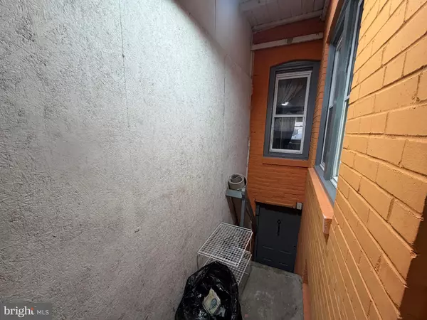 Reading, PA 19602,318 S 11TH ST