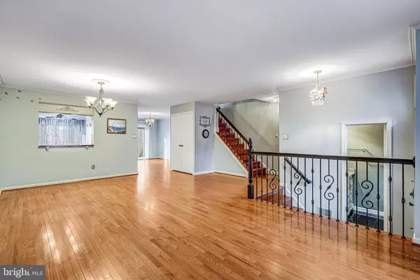 Springfield, VA 22153,8046 GALLA KNOLL CIR