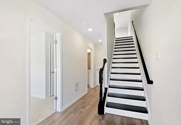 Frederick, MD 21701,332 ENSEMBLE WAY