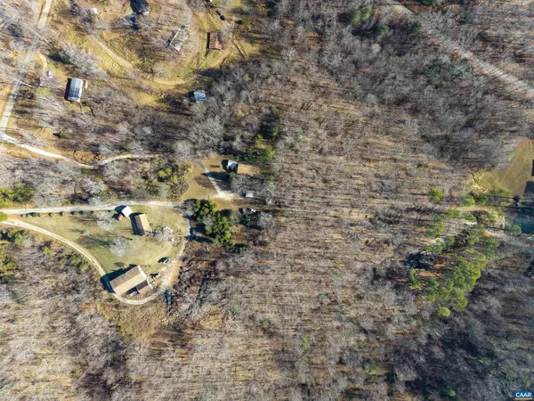 Nellysford, VA 22958,430 TRUSLOWS LN