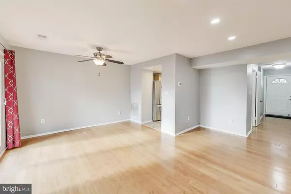 Columbia, MD 21045,5769 YELLOWROSE CT