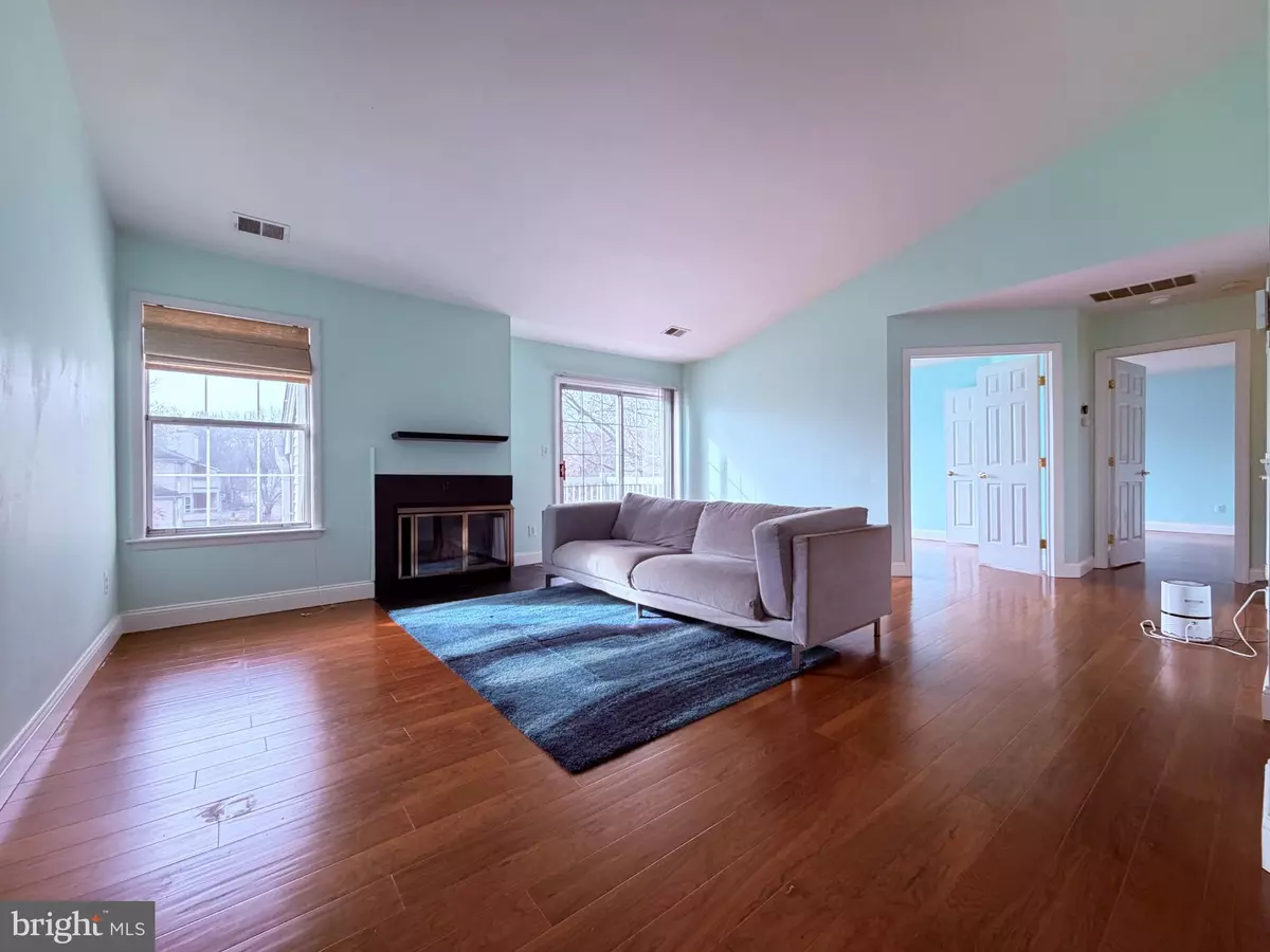 Princeton, NJ 08540,118 ACADIA CT #9