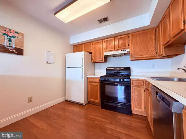 Princeton, NJ 08540,118 ACADIA CT #9