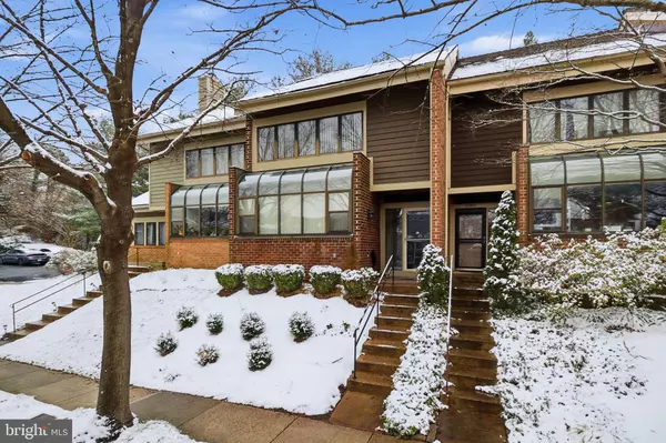 Reston, VA 20191,10995 THRUSH RIDGE RD