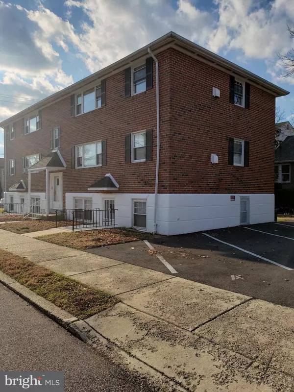 Philadelphia, PA 19111,737-39 BORBECK AVE #D