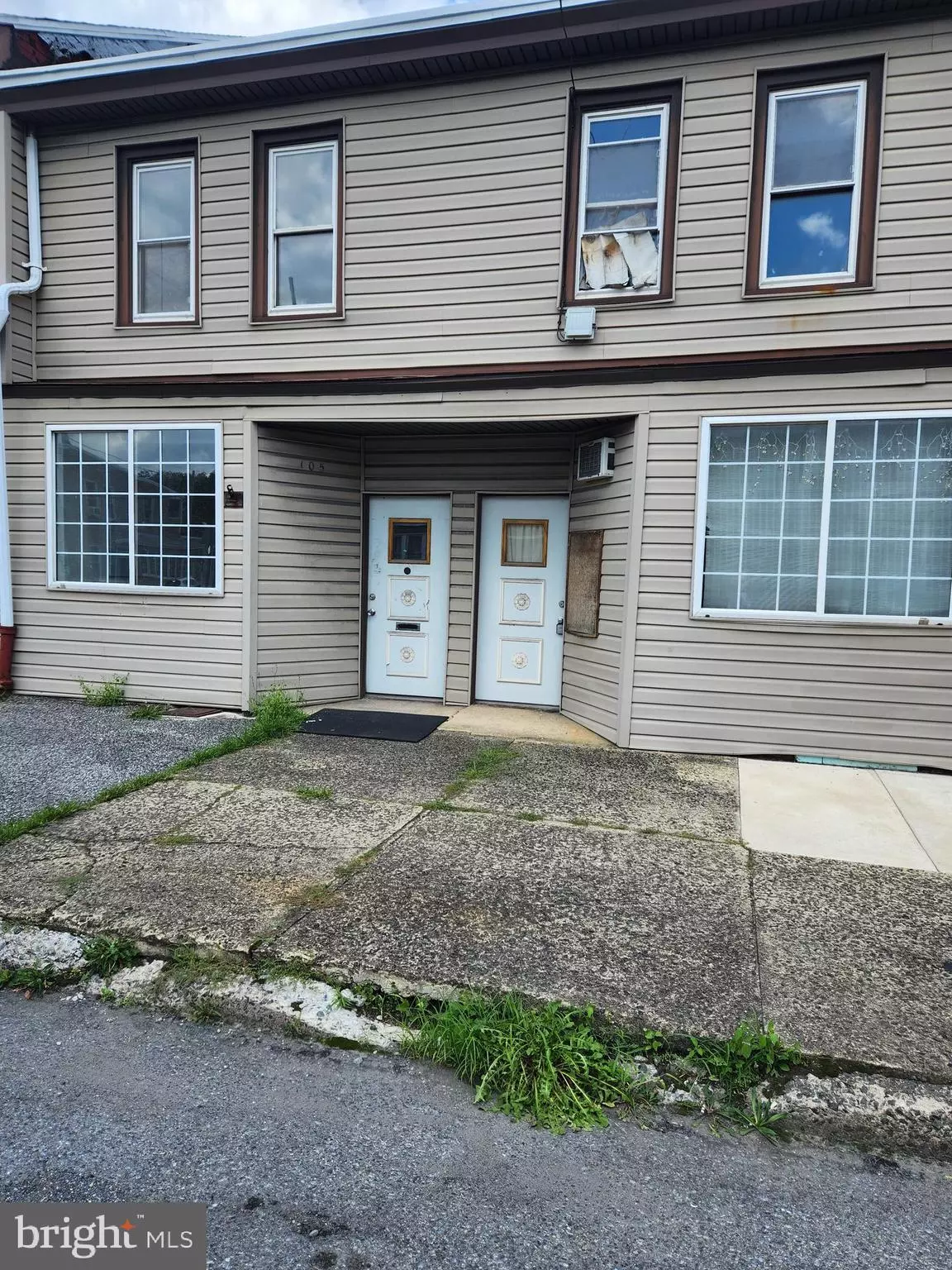 Saint Clair, PA 17970,101 S 2ND ST #103