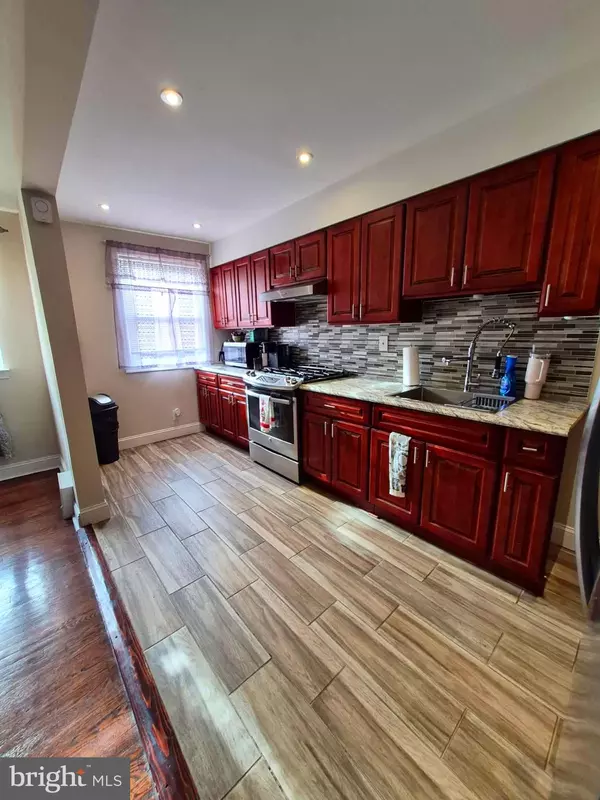 Camden, NJ 08103,1987 PARK BLVD