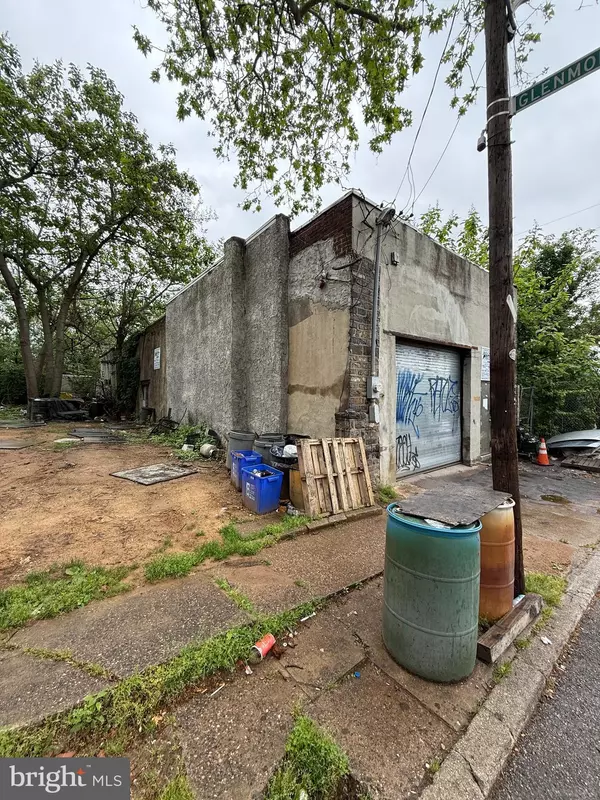 Philadelphia, PA 19143,1513-15 S 48TH ST