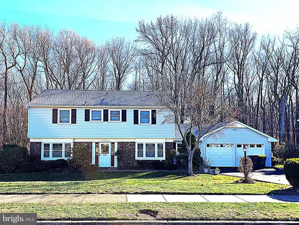 4325 MAJESTIC LN, Fairfax, VA 22033