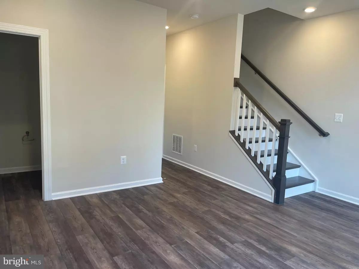 Ashburn, VA 20148,43489 STONEWOOD CROSSING TER