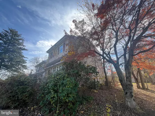 Warminster, PA 18974,972 WINDSOR RD