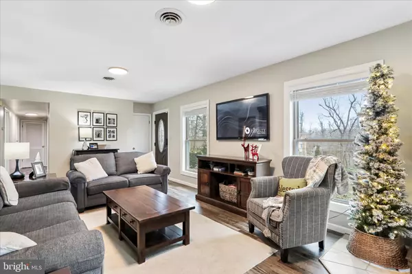 Chambersburg, PA 17202,7879 TALHELM ROAD